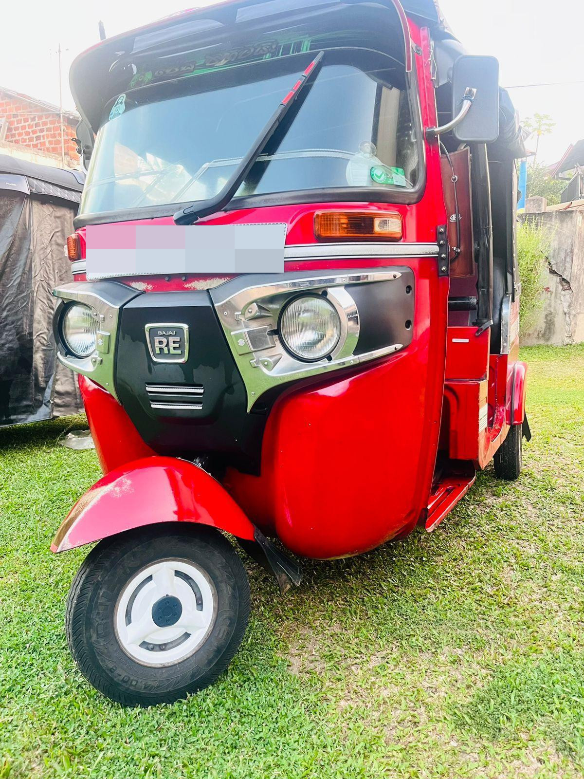 Bajaj Three Wheel 2016 - Used Three wheeler sale in Sri Lanka - patpat.lk