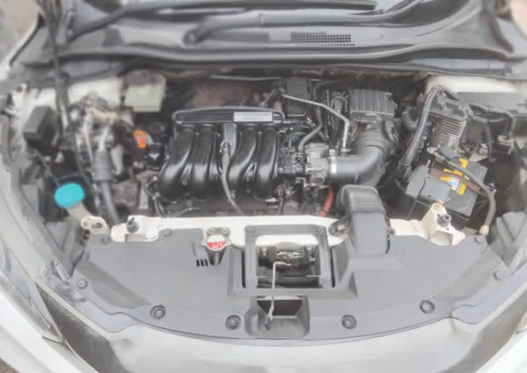 Honda Vezel 2014 - பயன்படுத்தப்பட்டது SUV sale in Sri Lanka - patpat.lk