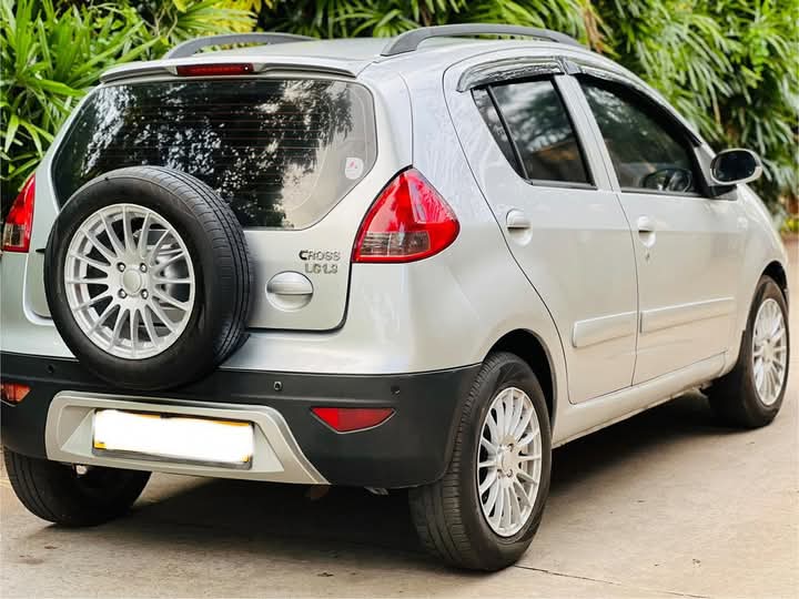 Advertisement image 4