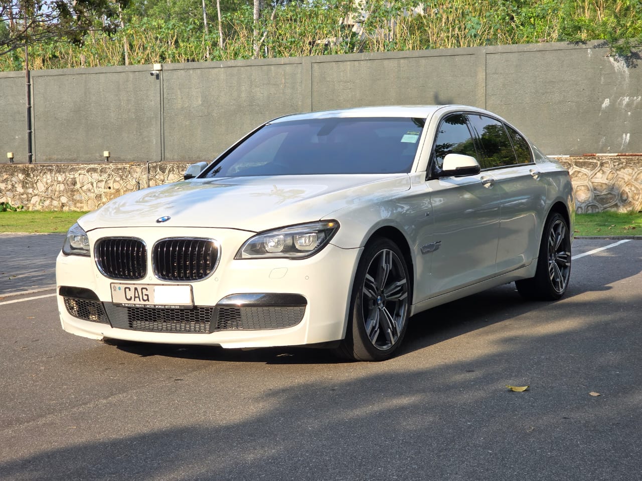 BMW 740Le 2014 - භාවිතා කරන ලද කාර් sale in Sri Lanka - patpat.lk