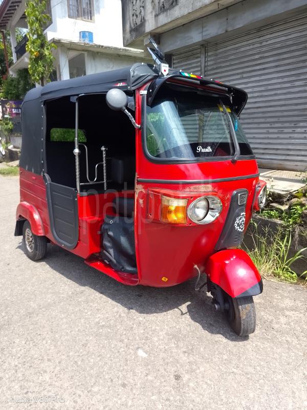 Bajaj Three Wheel 2011 - பயன்படுத்தப்பட்டது முச்சக்கர வண்டி sale in Sri Lanka - patpat.lk