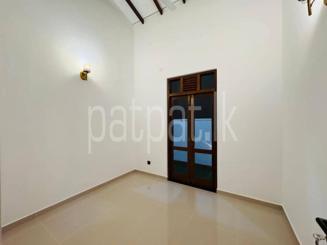 House for Sale in Polgasowita