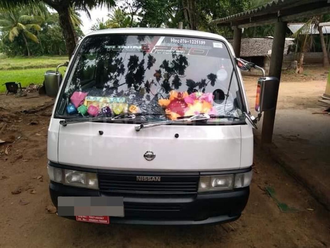 Nissan Caravan 1995 - භාවිතා කරන ලද වෑන් රථය sale in Sri Lanka - patpat.lk