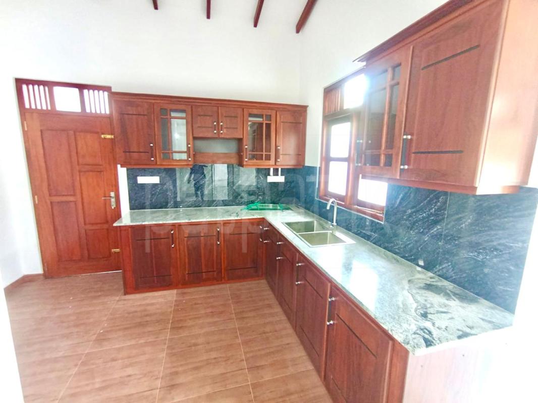 House for Sale in Piliyandala