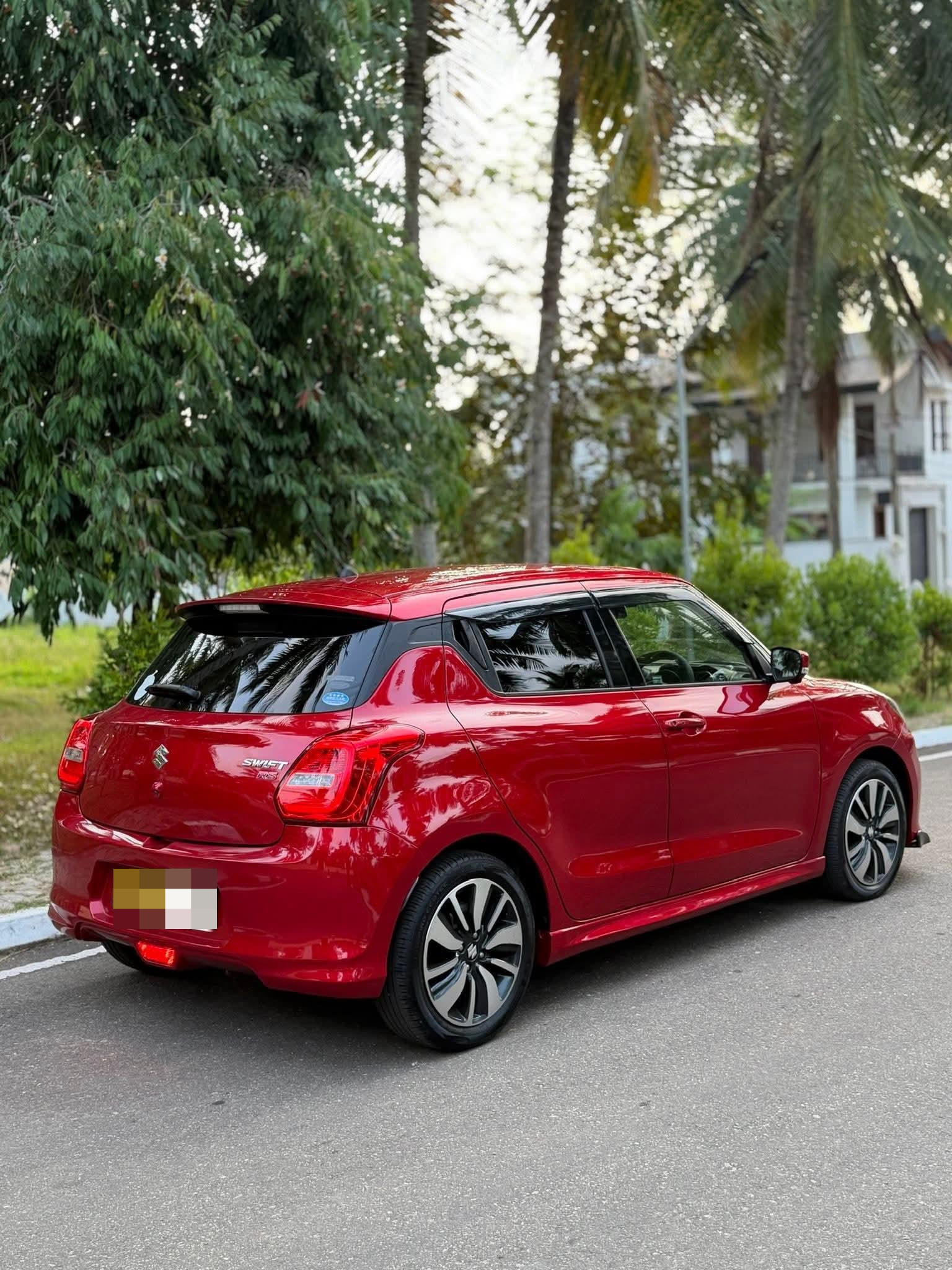 Suzuki Swift 2017 - பயன்படுத்தப்பட்டது கார் sale in Sri Lanka - patpat.lk