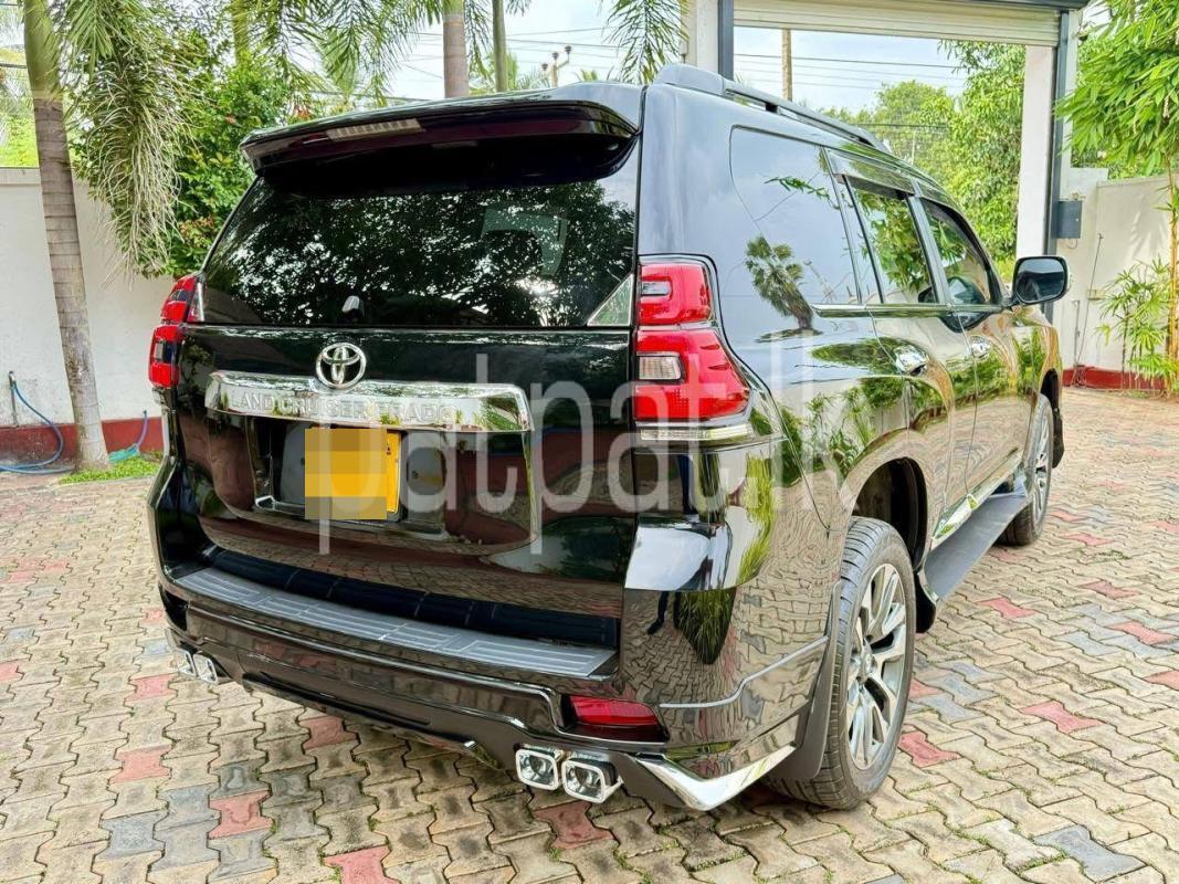 Advertisement image 4