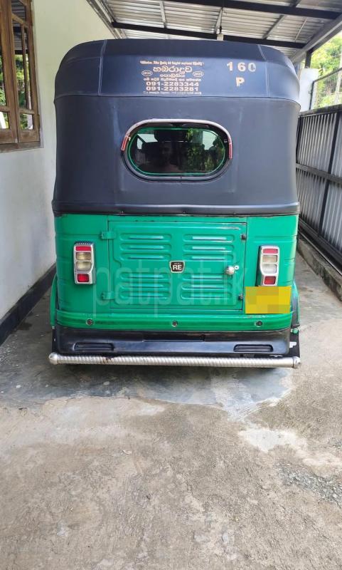 Bajaj Three Wheel 2014 - பயன்படுத்தப்பட்டது முச்சக்கர வண்டி sale in Sri Lanka - patpat.lk
