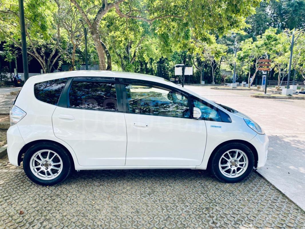 Advertisement image 5