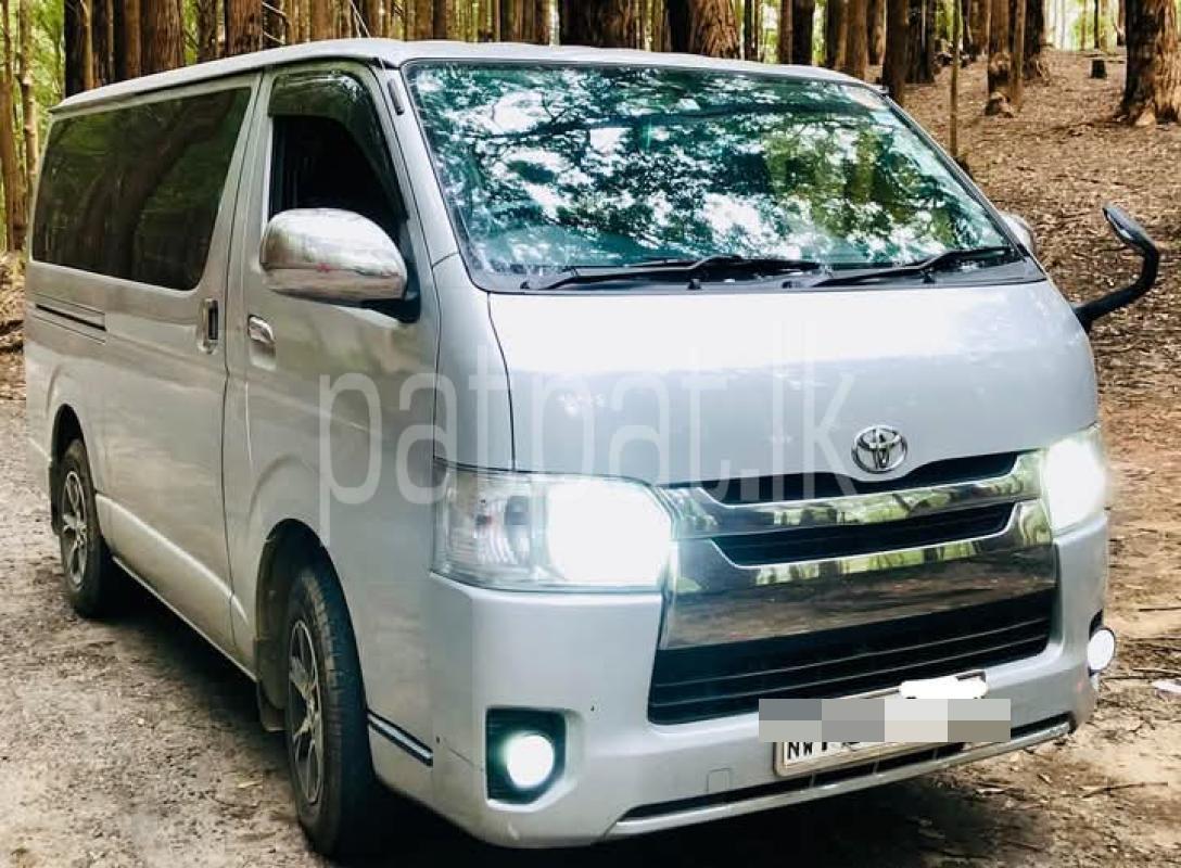 Toyota Hiace 2016 - பயன்படுத்தப்பட்டது வேன் sale in Sri Lanka - patpat.lk