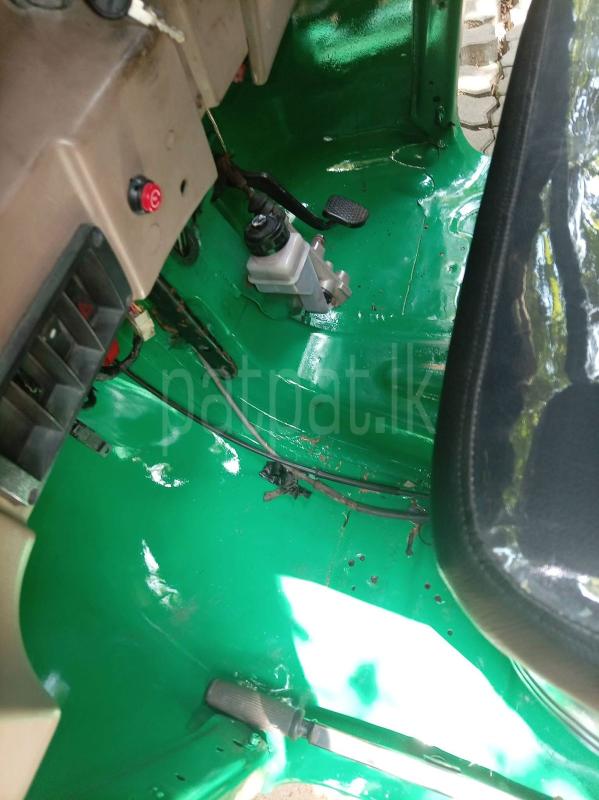 Bajaj Three Wheel 2015 - பயன்படுத்தப்பட்டது முச்சக்கர வண்டி sale in Sri Lanka - patpat.lk