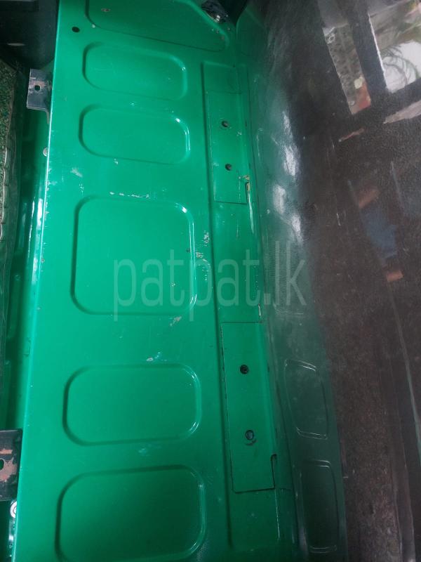 Bajaj 4 stroke 2016 - பயன்படுத்தப்பட்டது முச்சக்கர வண்டி sale in Sri Lanka - patpat.lk