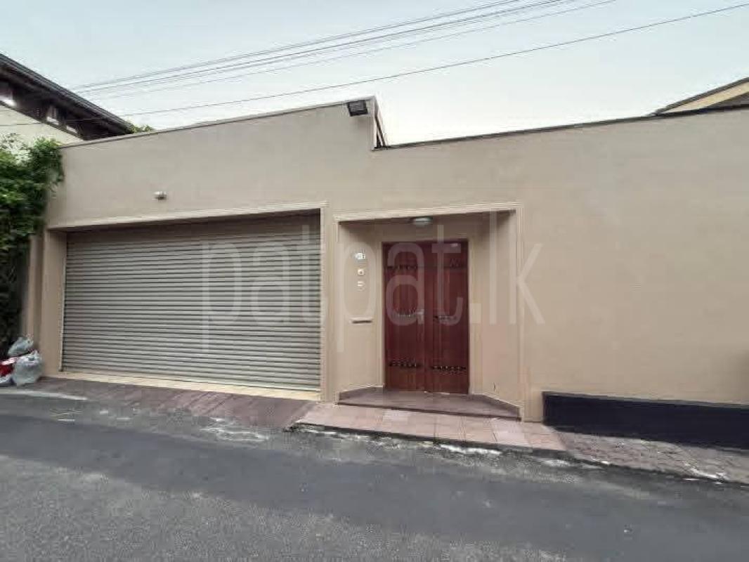 House for Sale in Wellawatta (Colombo 06)