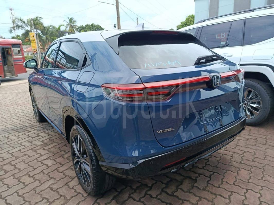 Advertisement image 3