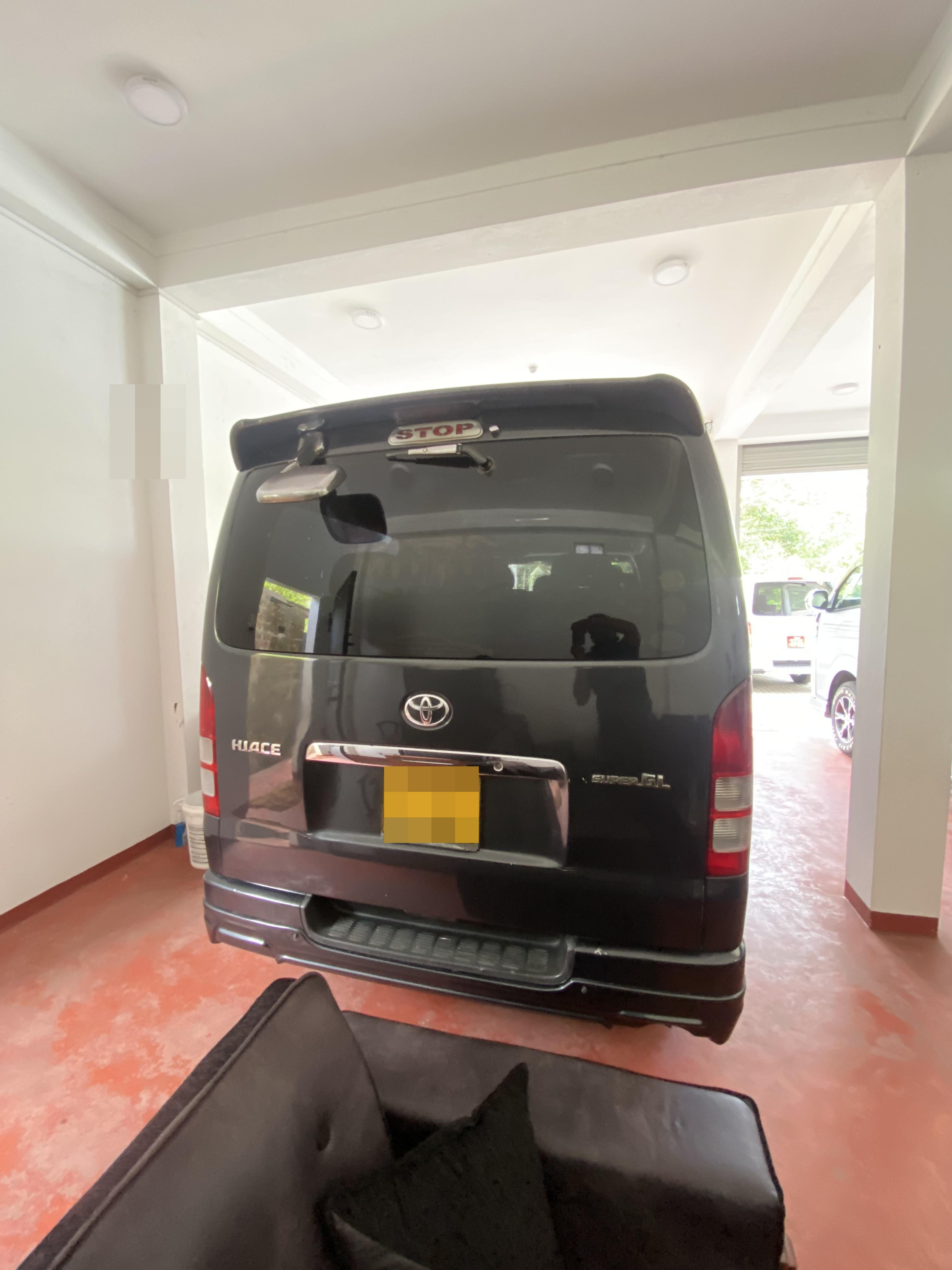 Toyota Hiace 2006 - Used Van sale in Sri Lanka - patpat.lk