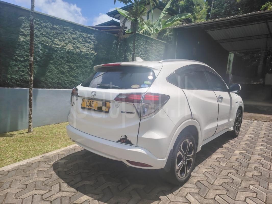 Honda Vezel 2014 - Used SUV sale in Sri Lanka - patpat.lk