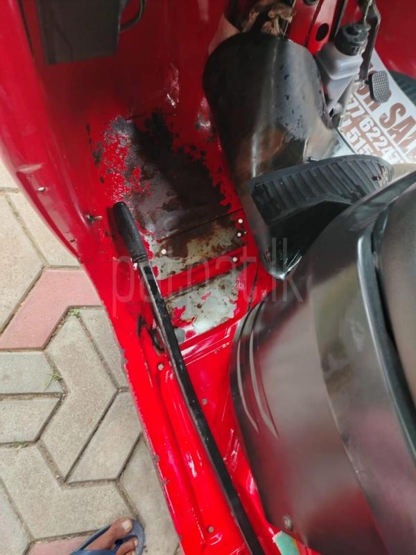 Advertisement image 6