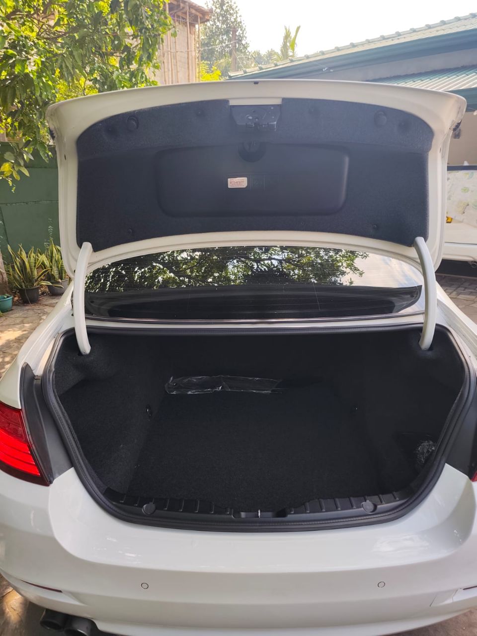BMW 520D 2014 - Used Car sale in Sri Lanka - patpat.lk