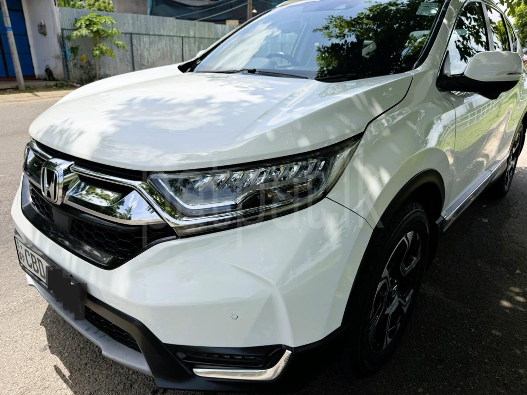 Honda CR V 2018 - பயன்படுத்தப்பட்டது SUV sale in Sri Lanka - patpat.lk
