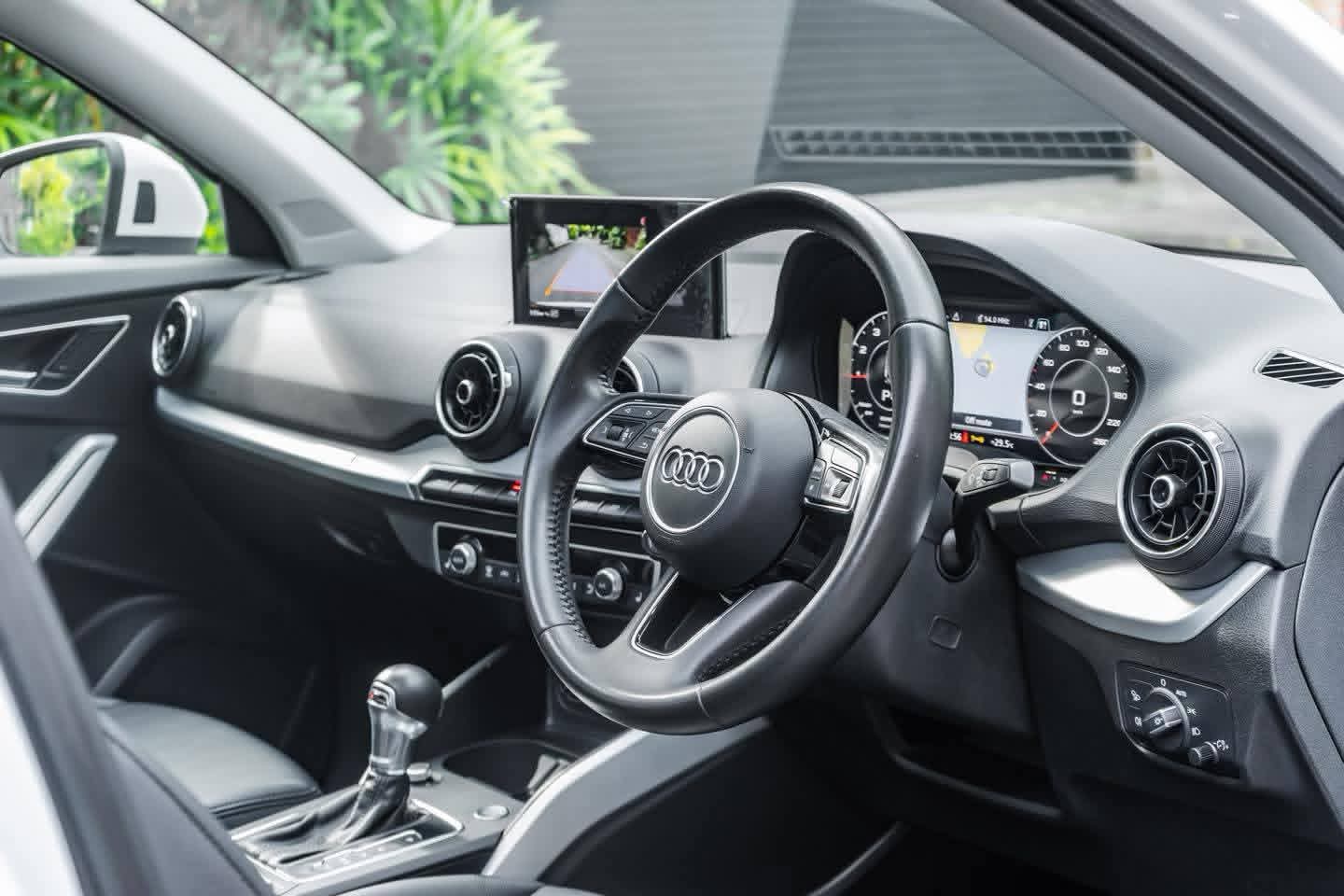 Audi Q2 2018 - பயன்படுத்தப்பட்டது SUV sale in Sri Lanka - patpat.lk