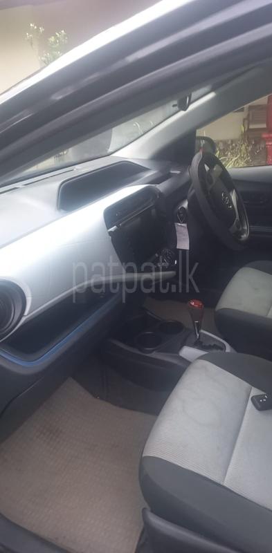Toyota Aqua 2013 - பயன்படுத்தப்பட்டது கார் sale in Sri Lanka - patpat.lk