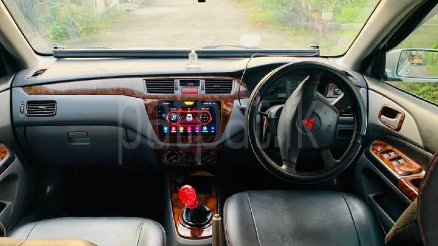 Advertisement image 3