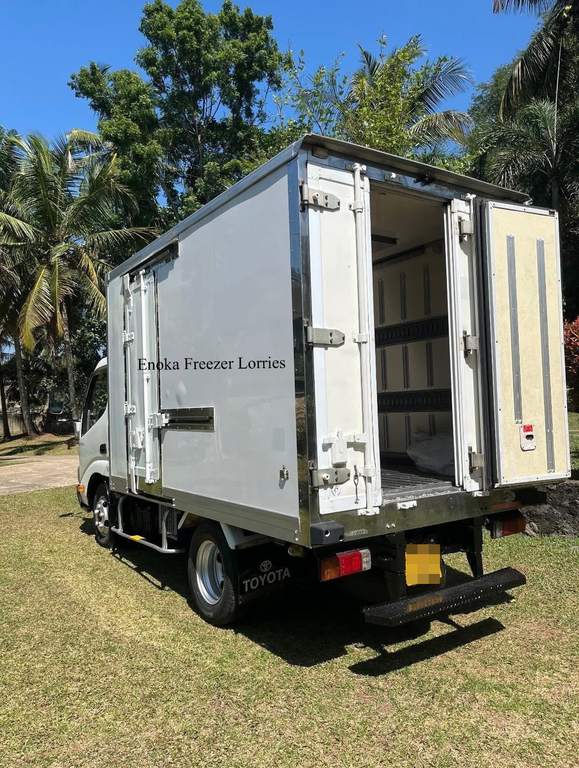 Advertisement image 6