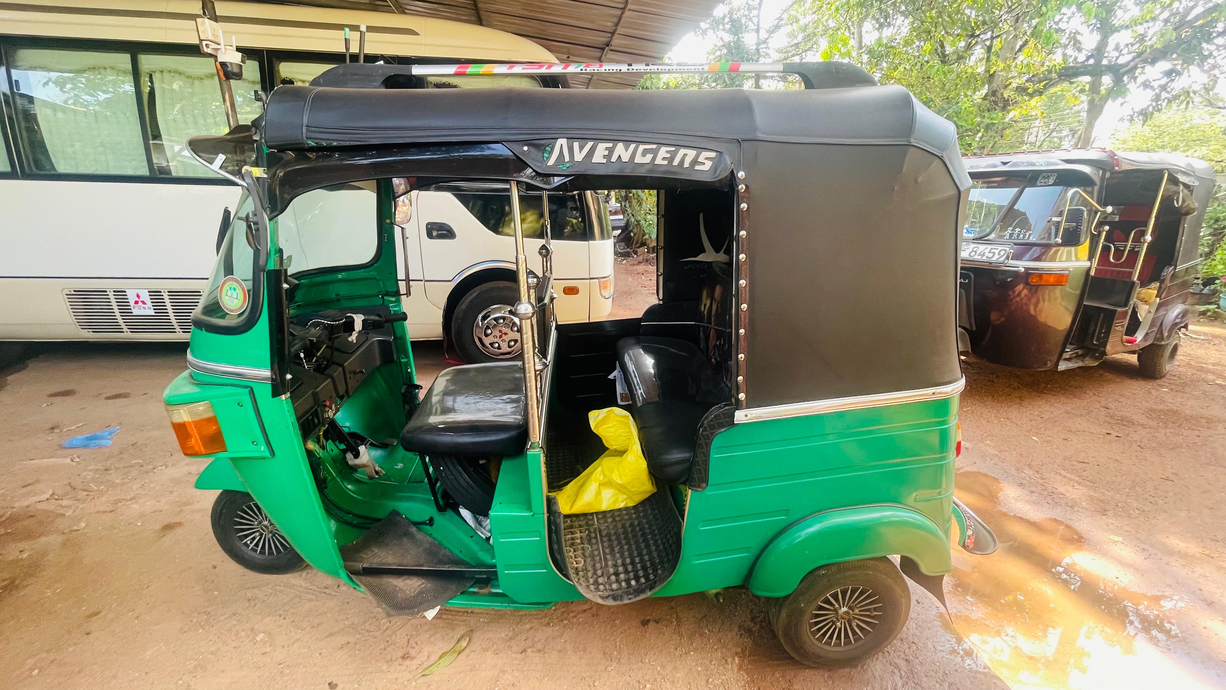 Bajaj Three Wheel 2013 - Used Three wheeler sale in Sri Lanka - patpat.lk