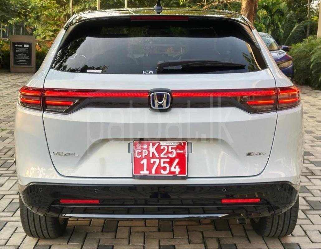 Advertisement image 6