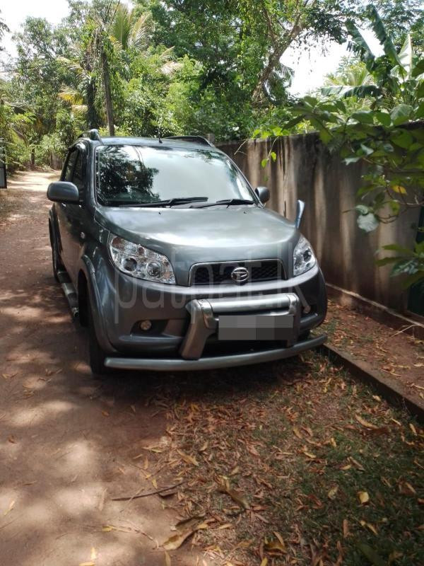 Daihatsu Terios 2007 - பயன்படுத்தப்பட்டது SUV sale in Sri Lanka - patpat.lk