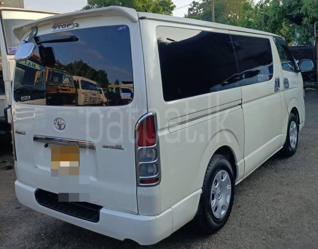 Toyota Hiace 2012 - பயன்படுத்தப்பட்டது வேன் sale in Sri Lanka - patpat.lk