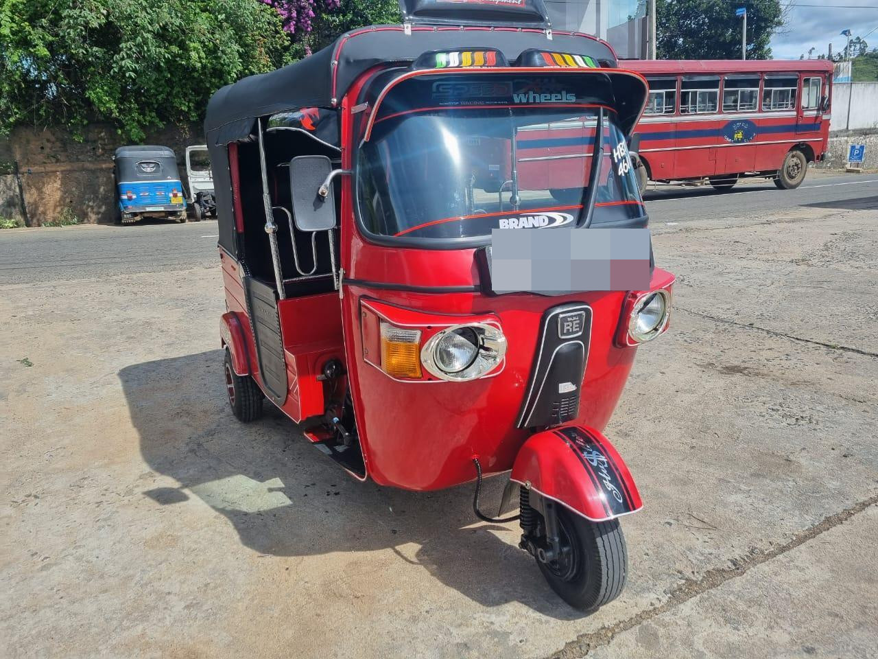 Bajaj 4 stroke 2012 - பயன்படுத்தப்பட்டது முச்சக்கர வண்டி sale in Sri Lanka - patpat.lk