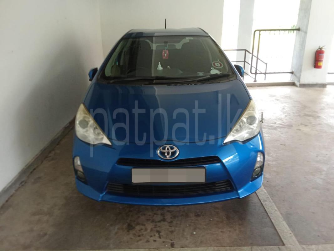 Toyota Aqua 2012 - නැවත සකස් කල කාර් sale in Sri Lanka - patpat.lk