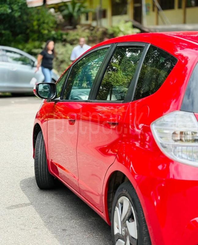 Advertisement image 5