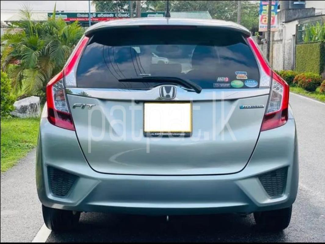 Advertisement image 3