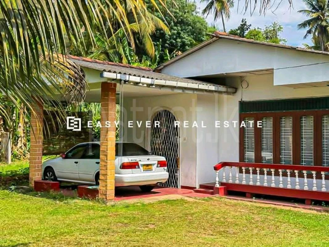 Commercial Land for Sale in Gampaha