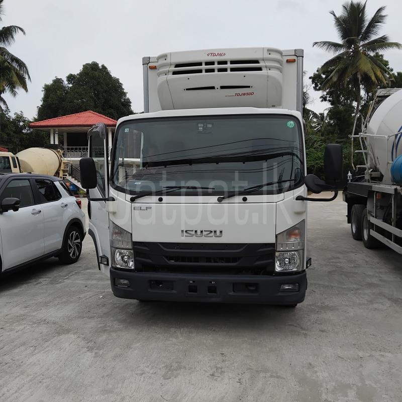 Isuzu ELF 2017 - சான்றளிக்கப்பட்டது டிரக் sale in Sri Lanka - patpat.lk