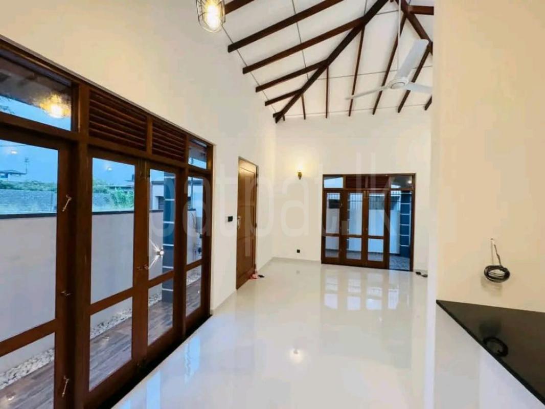 House for Sale in Piliyandala ads-image-1