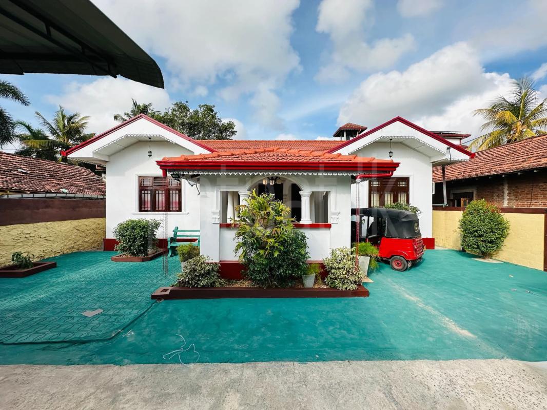 House for Sale in Negombo ads-image-1