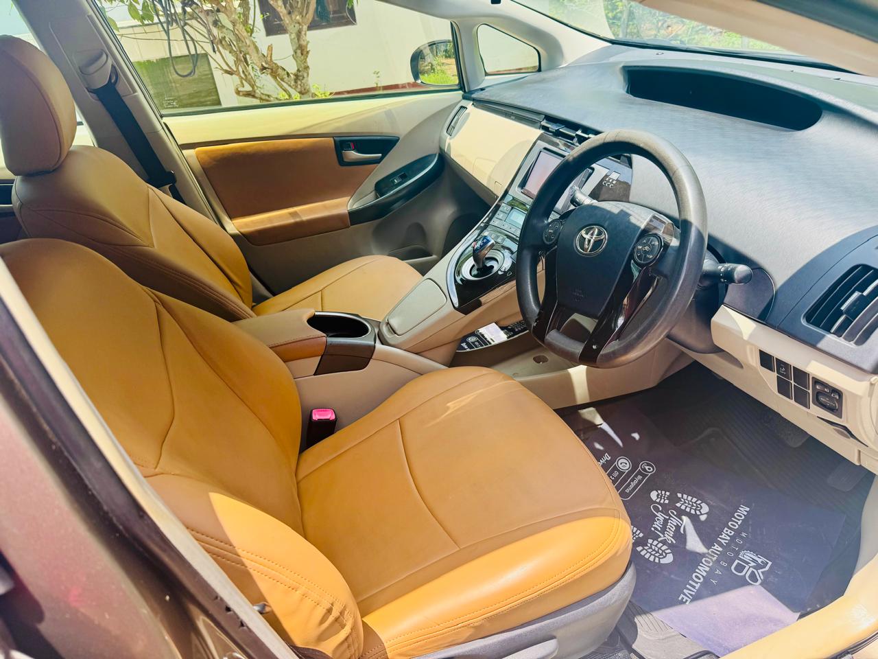 Toyota Prius 2013 - Used Car sale in Sri Lanka - patpat.lk