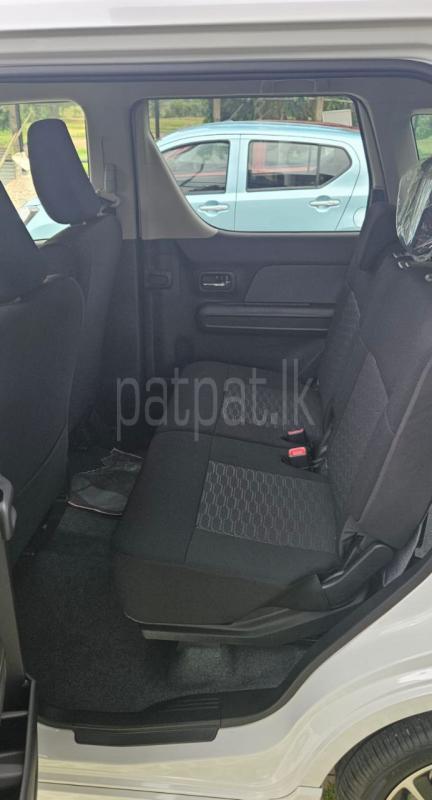 Advertisement image 6