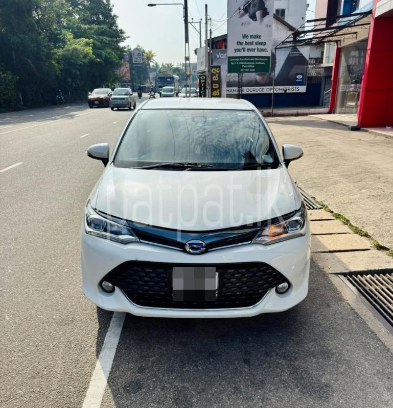 Toyota Axio 2017 - பயன்படுத்தப்பட்டது கார் sale in Sri Lanka - patpat.lk