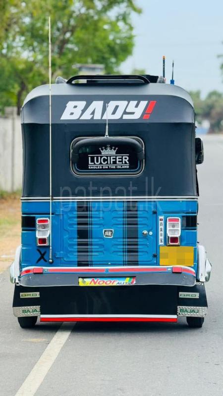 Bajaj Three Wheel 2015 - Reconditioned Three wheeler sale in Sri Lanka - patpat.lk