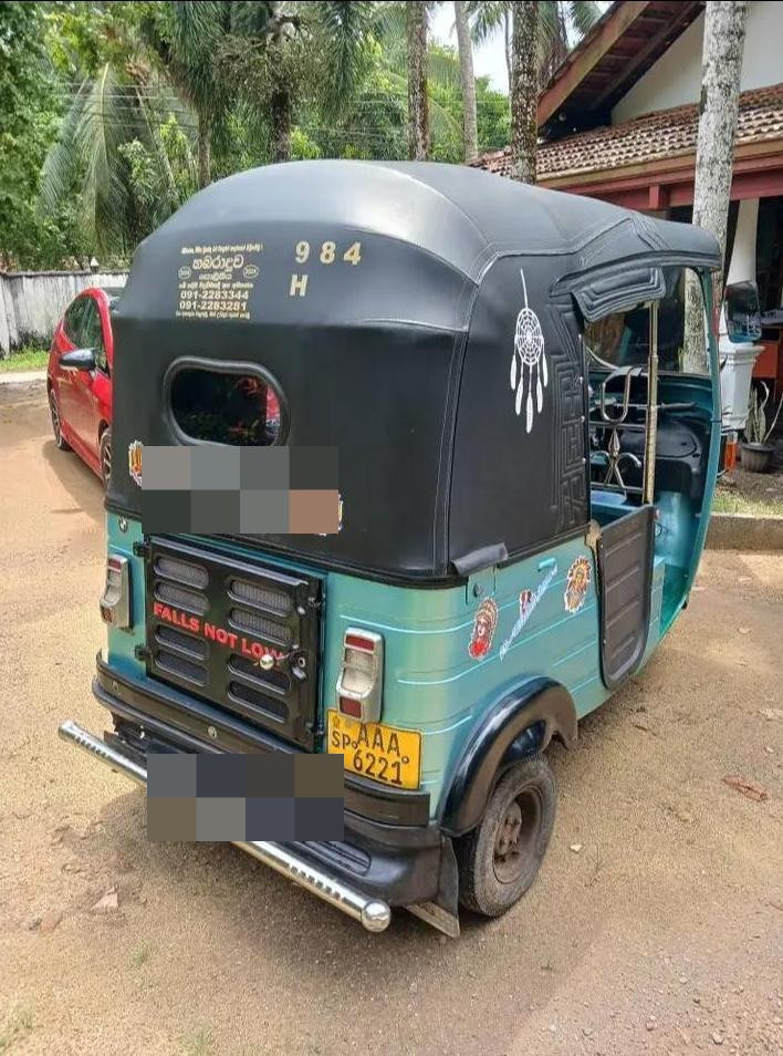 Bajaj Three Wheel 2012 - Used Three wheeler sale in Sri Lanka - patpat.lk