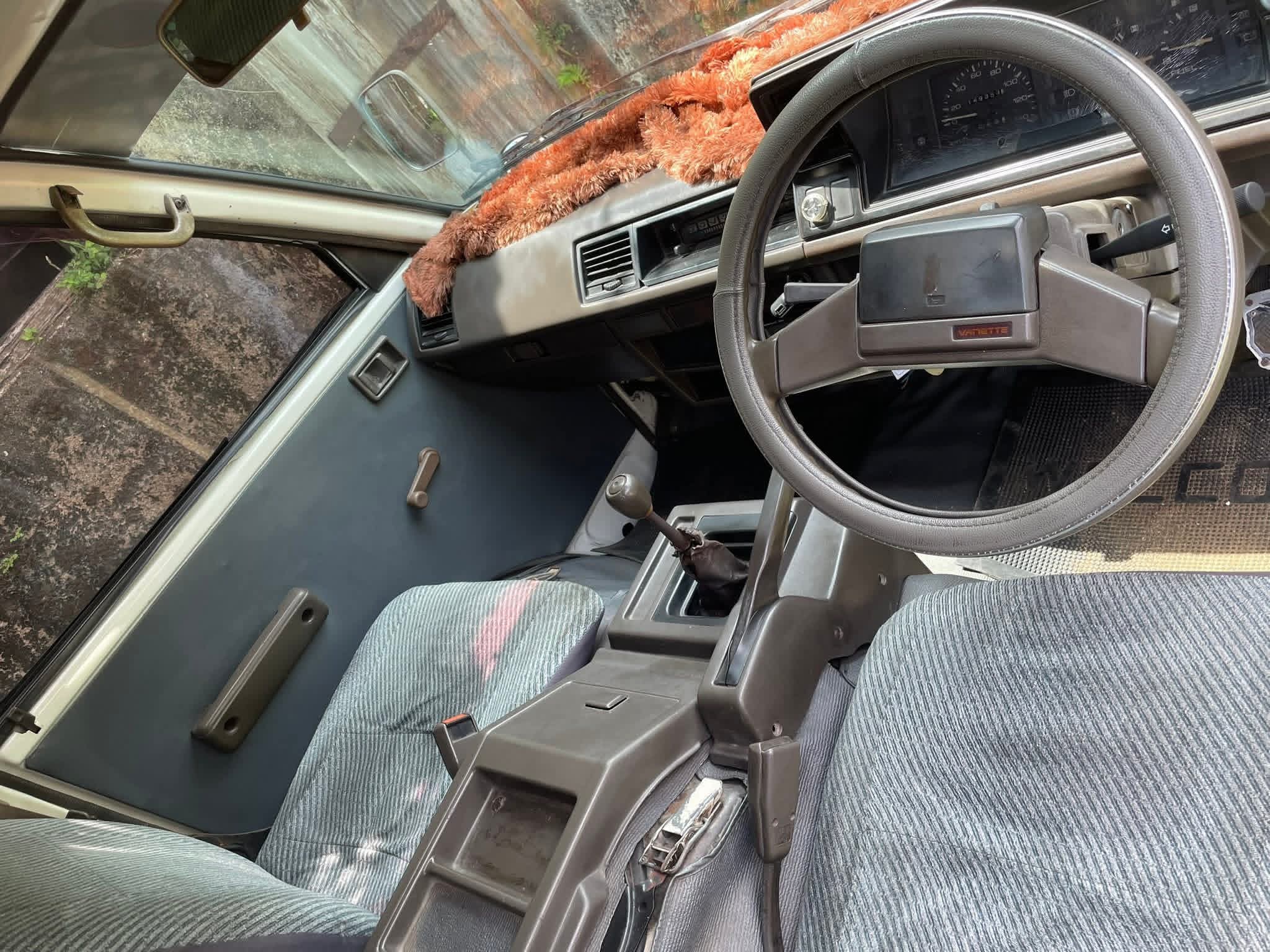 Nissan Vanette 1990 - Used Van sale in Sri Lanka - patpat.lk