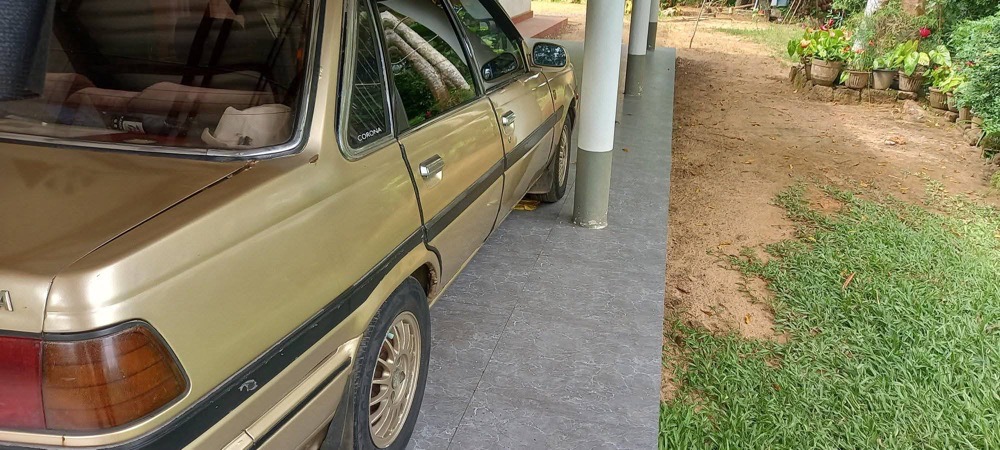 Toyota Corona 1985 - Used Car sale in Sri Lanka - patpat.lk