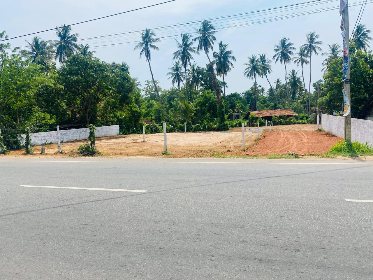Residential Land for Sale in Dankotuwa