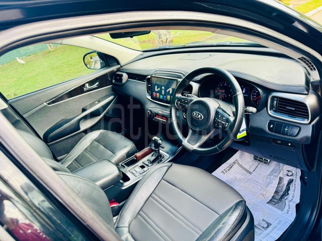 KIA Sorento 2015 - பயன்படுத்தப்பட்டது SUV sale in Sri Lanka - patpat.lk