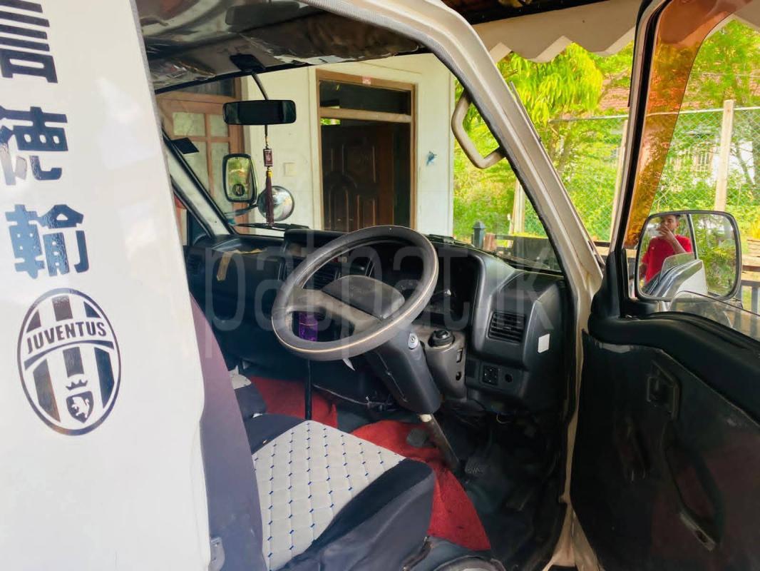 Mazda Bongo 1997 - Used Van sale in Sri Lanka - patpat.lk