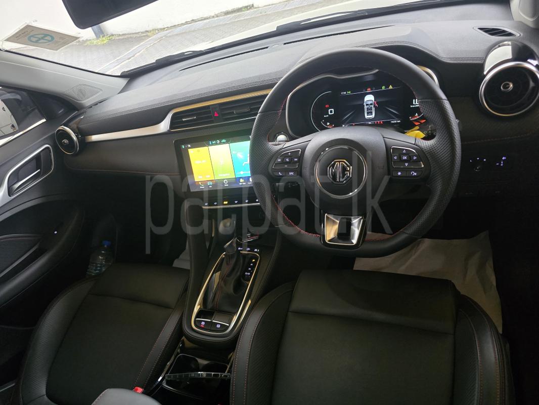 MG ZS 2025 - பயன்படுத்தப்பட்டது SUV sale in Sri Lanka - patpat.lk