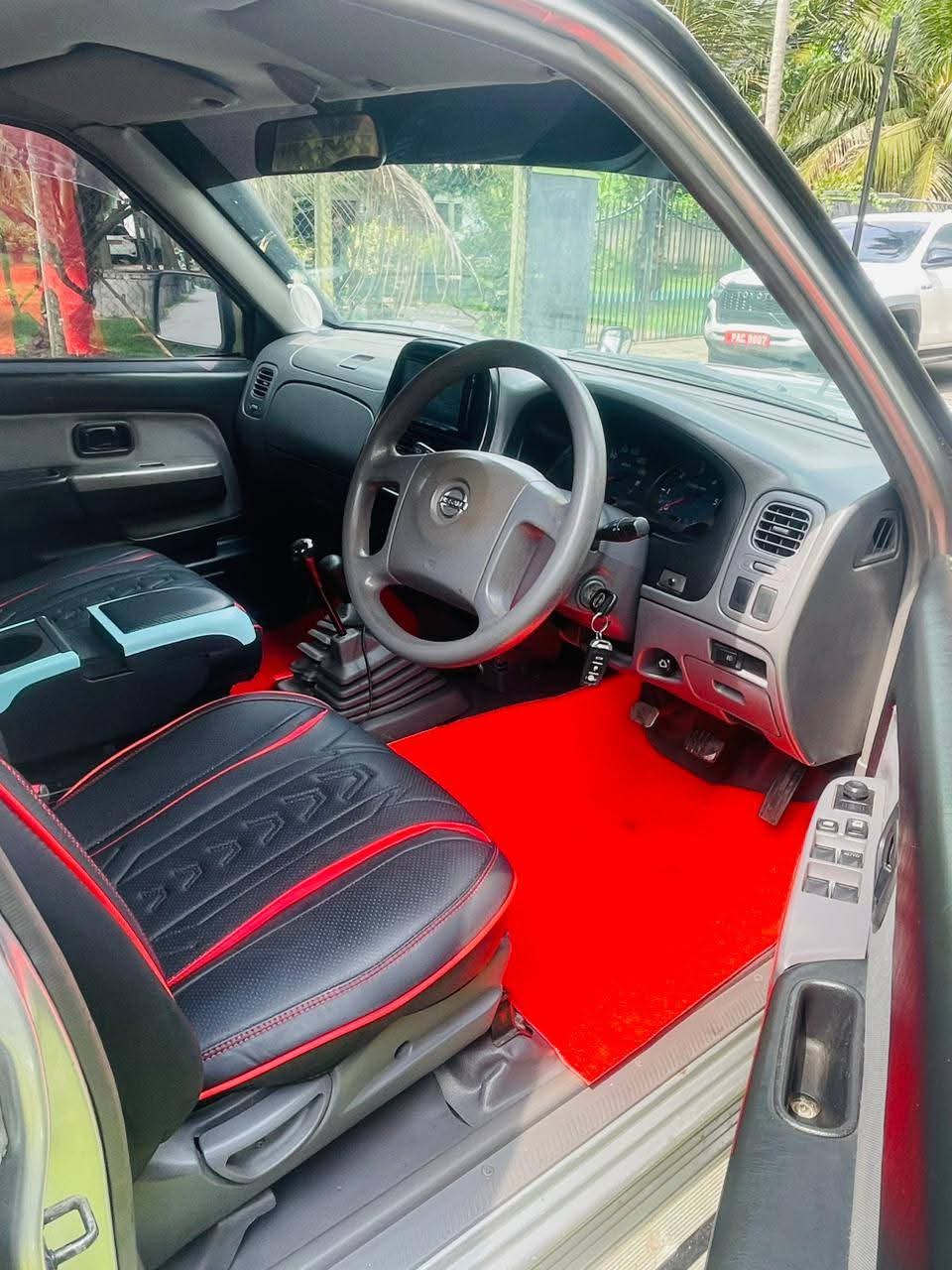 Nissan D22 2012 - பயன்படுத்தப்பட்டது சரக்கு போக்குவரத்து sale in Sri Lanka - patpat.lk